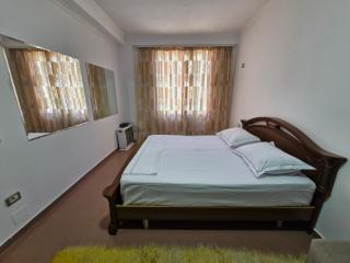 PINE house- ALMA - Berat - 5