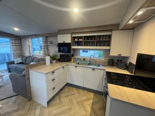 Fantasy Island - Eastgate F5- The Ardennes with Hot Tub - Coastal Caravan Breaks - Ingoldmells - 1
