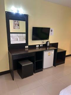 Star House Patong - Patong Beach - 5