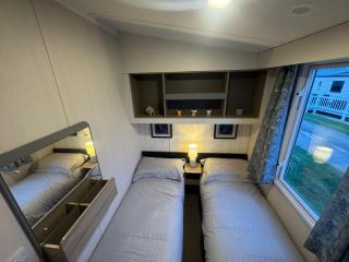 Fantasy Island - Eastgate F5- The Ardennes with Hot Tub - Coastal Caravan Breaks - Ingoldmells - 3