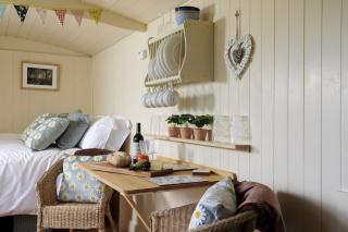 The Cotswold Nest - 1
