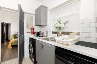 Priory house - home away from home - Dartford - 8