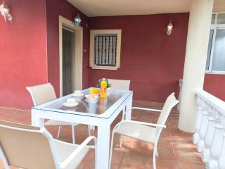Cozy Holiday Home in San Fulgencio La Marina Only 10 Minutes from the Beach - San Fulgencio - 3