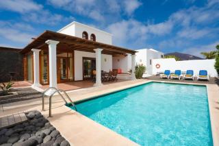 Villa Jameos - Playa Blanca - 0