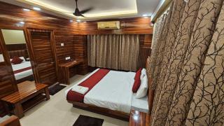 Tirupati Lodge NJP - Shiliguri - 9
