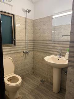 Private family 1bed apartment ,Self checkin in E-11 - Islamabad - 7
