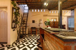 Twilight Retreat by Red OliveACBBQJacuzzi - Bangalore - 6