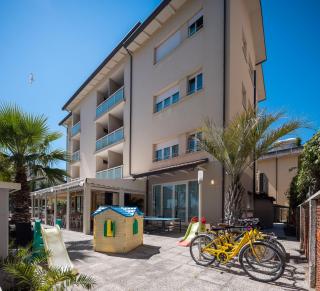 Hotel Altamarea Cesenatico - Cesenatico - 6