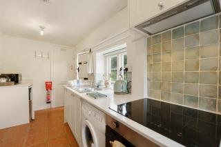 Lion Cottage - cosy english cottage in the country with parking, patio space and in an idyllic location - Bekesbourne - 8