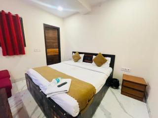 Hotel Three Stay - New Delhi - 7