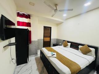 Hotel Three Stay - New Delhi - 5