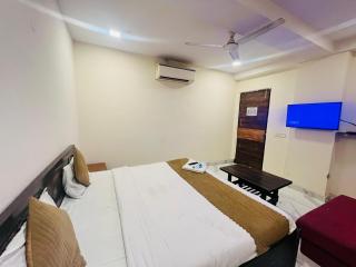 Hotel Three Stay - Near Dilli Haat Janakpuri - Nueva Delhi - 5