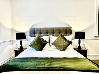 The Cape Town Club - 7