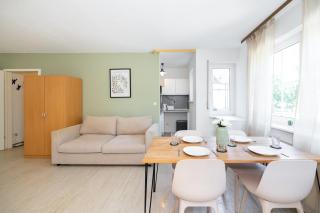 Ruhige Ferienwohnung mit Terrasse am Rande von Würzburg - 1