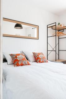 Studio - Washington 2 - 5