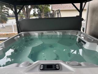 Waterfront House in Paradise at Cape Coral - Cape Coral - 2