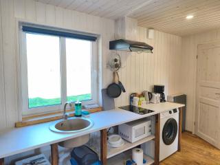 Family vacation, 2 bedroom house - Red House - 6