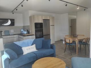 Appartement 63m2 2 chambres parking et terrasse - Aix-les-Bains - 0