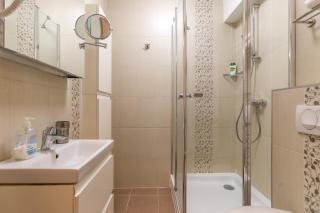 Sunset Resort 409 With Pool - Happy Rentals - Fonyód - 4