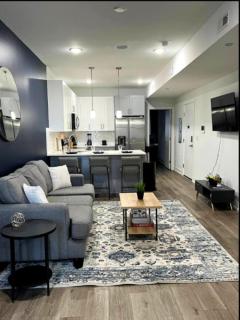 Cozy Modern Apt Scenic Balcony Sleeps 4 - Philadelphia - 0