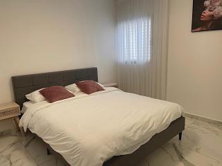 חופשה לצעירים באילת - 4 חדרים - קרוב לים - 4