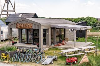 Basecamp Tiny House Eco-resort IJmuiden - IJmuiden - 6