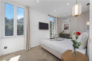 Suite Deluxe - Monaco - Vue Mer - HD - 5
