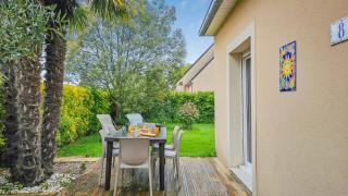 Cousinades and XXL family, terrace - Merville-Franceville-Plage - 2
