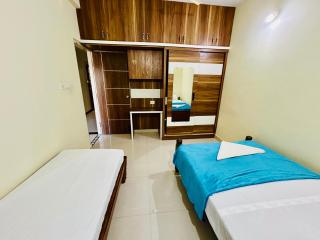 Roy enclave service apartment - Jāmb - 4