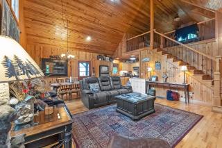 Mountain Getaway with Hot Tub & Game Room cabin - 5