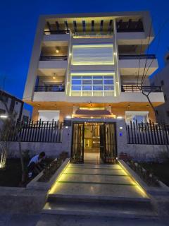 West Somid Luxury Serviced Apartments - 5