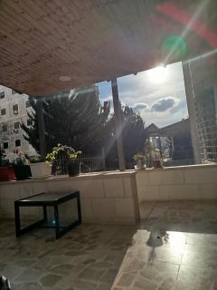 شقه مفروشه بعرجان بالقرب من مستشفى الاستقلال - Amman - 1