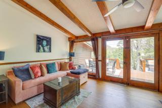2 Mi to Appalachian State Cabin with Outdoor Spaces - Boone - 7