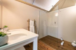 Ndhula Luxury Tented Lodge - White River - 9