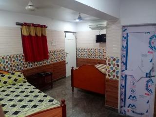 PPH LIVING Mahalaksmi Lodging - 2