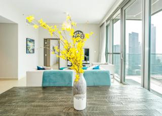 HomesGetaway - Sophisticated 3BR with Maids Room in Downtown - Dubai - 3