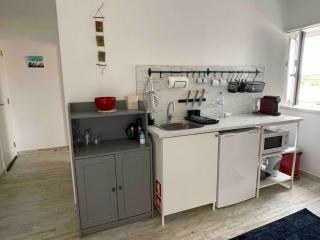 Spacious Studio in Sunny Villa Minutes to Beach - Lourinhã - 3