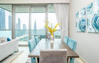 HomesGetaway - Sophisticated 3BR with Maids Room in Downtown - Dubai - 2