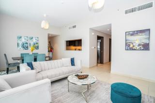 HomesGetaway - Sophisticated 3BR with Maids Room in Downtown - Dubai - 5