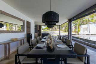 Beachfront Villa in Bali - 5
