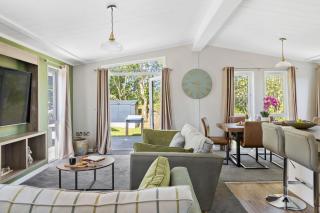 Bramble Lodge, 12 Roadford Lake Lodges - Broadwoodwidger - 8