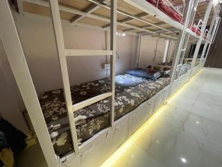 Sunny's Hostel - Mumbai - 2