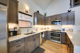 Dover Vacation Rental Walk to Lake Pend! - Dover - 2