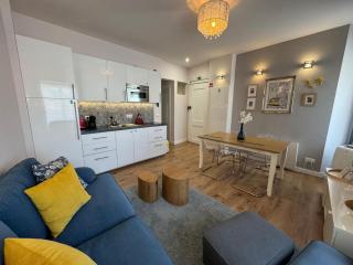 Charming Historic Lisbon Bairro Alto Apartment - Lisbon - 8
