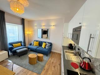 Charming Historic Lisbon Bairro Alto Apartment - Lisbon - 4