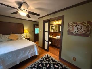 Nature Lovers Cottage & Artists Retreat in the enchanted forest of Eureka Springs - Eureka Springs - 9