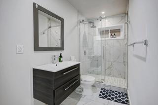 The NDG Nest A Relaxing 3BR Getaway in DT MTL - Montréal - 1