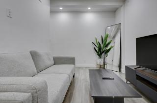 2BR Escape Sleek Stay in Westmount MTL - Montréal - 0