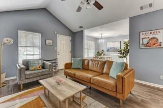 Dog Friendly - Hot Tub - Large Backyard - Savannah - 7