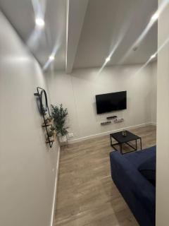Stunning 3-Bedroom Home in MTL NDG - Montréal - 7